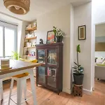 12Th Arr Parisian Hideaway