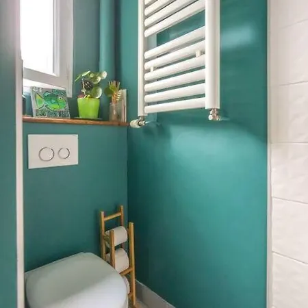 12th Arr Parisian Hideaway Apartment *