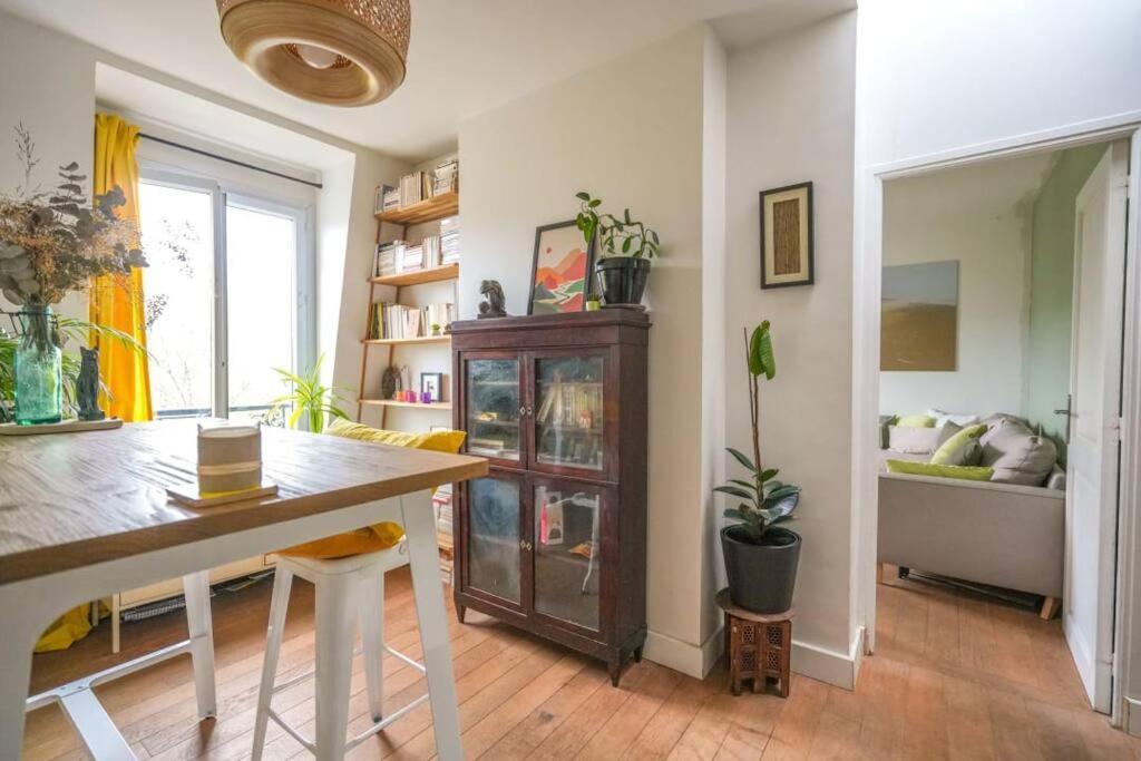 12th Arr Parisian Hideaway Appartamento *